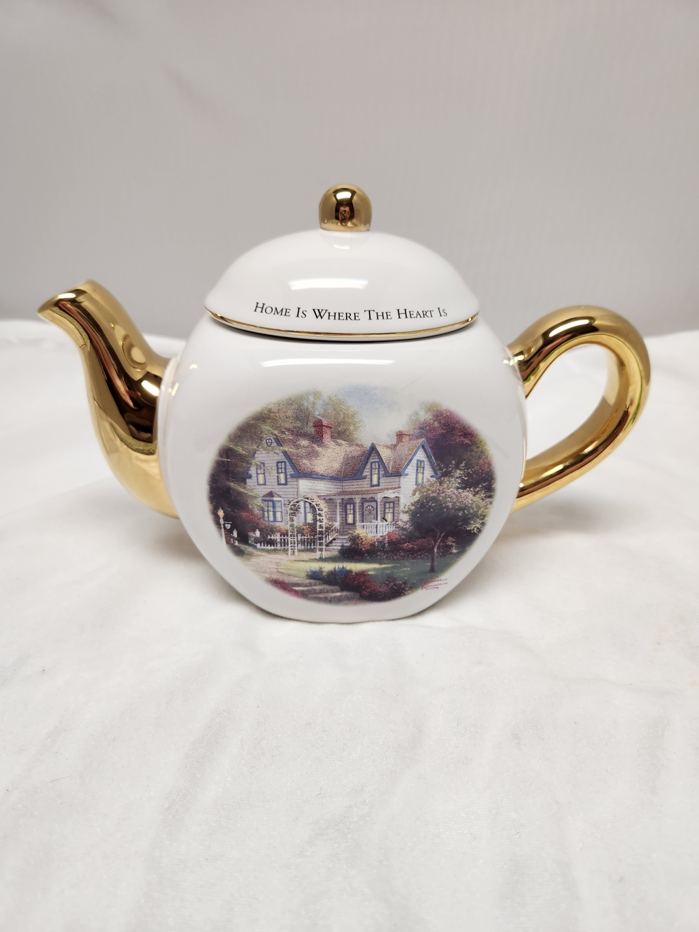 Thomas Kinkade White and Gold Decorative Teapot with Cottage Artwork